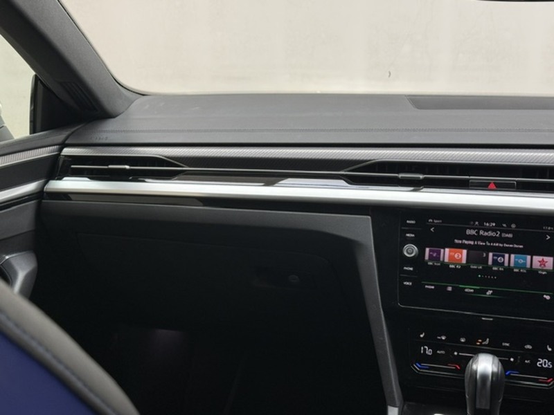 Volkswagen 2.0 TSI R Shooting Brake 5dr Petrol DSG 4Motion Euro 6 (s/s) (320 ps)