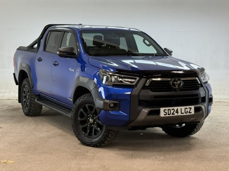 Toyota 2.8 D-4D Invincible X Pickup Double Cab 4dr Diesel Auto 4WD Euro 6 (s/s) (204 ps)