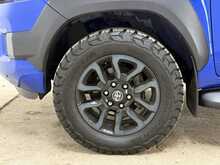 Toyota Hilux D-4D Invincible X 