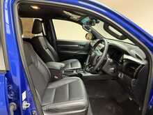 Toyota Hilux D-4D Invincible X 