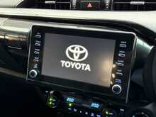 Toyota Hilux D-4D Invincible X 