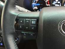 Toyota Hilux D-4D Invincible X 