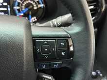 Toyota Hilux D-4D Invincible X 