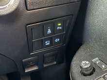 Toyota Hilux D-4D Invincible X 