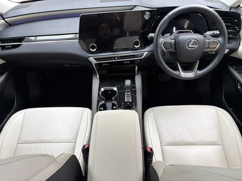 Lexus 2.5 450h+ 18.1kWh Prem Plus SUV 5dr Petrol Plug-in Hybrid E-CVT 4WD Euro 6 (s/s) (308 ps)