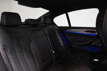 BMW M5 i V8 Competition