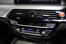 BMW M5 i V8 Competition