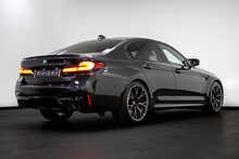 BMW M5 i V8 Competition