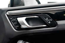 Porsche Macan T V6 S