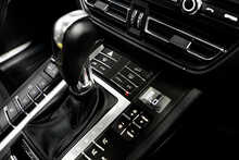 Porsche Macan T V6 S