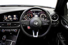 Alfa Romeo Giulia V6 Bi-Turbo Quadrifoglio 