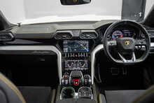 Lamborghini Urus V8 BiTurbo