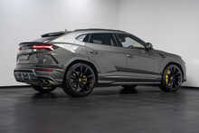 Lamborghini Urus V8 BiTurbo