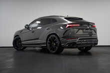 Lamborghini Urus V8 BiTurbo