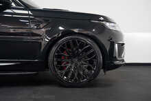 Land Rover Range Rover Sport P400e HSE Dynamic Black