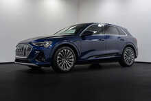 Audi e-tron S line