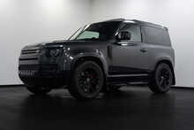 Land Rover Defender 90 D250 MHEV X-Dynamic HSE