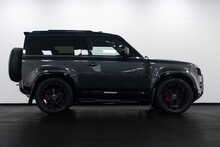 Land Rover Defender 90 D250 MHEV X-Dynamic HSE