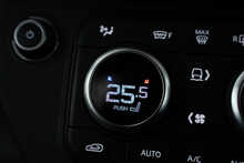 Land Rover Defender 90 D250 MHEV X-Dynamic HSE