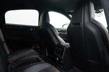 Porsche Cayenne T V8 Turbo GT
