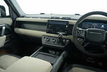 Land Rover Defender 110 D300 MHEV X-Dynamic HSE
