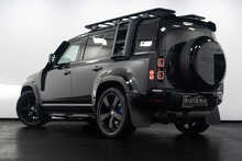 Land Rover Defender 110 D300 MHEV X-Dynamic HSE