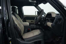 Land Rover Defender 110 D300 MHEV X-Dynamic HSE