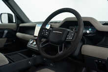 Land Rover Defender 110 D300 MHEV X-Dynamic HSE