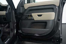 Land Rover Defender 110 D300 MHEV X-Dynamic HSE