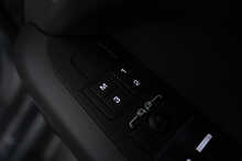 Land Rover Defender 110 D300 MHEV X-Dynamic HSE