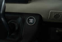 Land Rover Defender 110 D300 MHEV X-Dynamic HSE