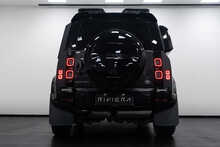 Land Rover Defender 110 D300 MHEV X-Dynamic HSE