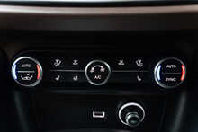 Alfa Romeo Stelvio T Veloce