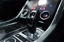 Land Rover Range Rover Sport P575 V8 SVR