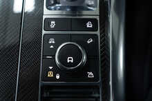 Land Rover Range Rover Sport P575 V8 SVR