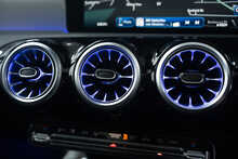 Mercedes-Benz CLA CLA220d AMG Line