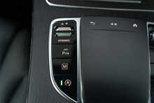 Mercedes-Benz GLC GLC300d AMG Line