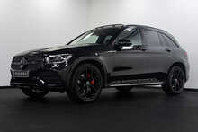 Mercedes-Benz GLC GLC300d AMG Line