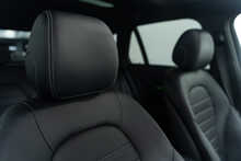 Mercedes-Benz GLC GLC300d AMG Line