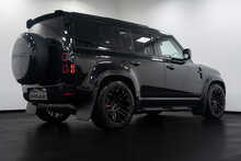 Land Rover Defender 110 D250 MHEV XS Edition