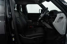 Land Rover Defender 110 D250 MHEV XS Edition