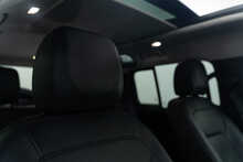 Land Rover Defender 110 D250 MHEV XS Edition