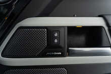 Land Rover Defender 110 D250 MHEV XS Edition