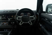 Land Rover Defender 110 D250 MHEV XS Edition