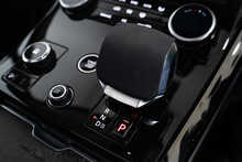 Land Rover Range Rover Sport D350 MHEV First Edition 