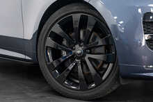 Land Rover Range Rover Sport D350 MHEV First Edition 