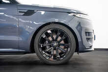 Land Rover Range Rover Sport D350 MHEV First Edition 