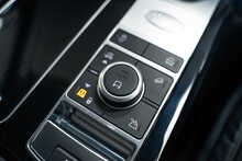 Land Rover Range Rover D300 MHEV Vogue SE