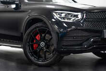 Mercedes-Benz GLC GLC300d AMG Line