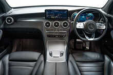 Mercedes-Benz GLC GLC300d AMG Line
